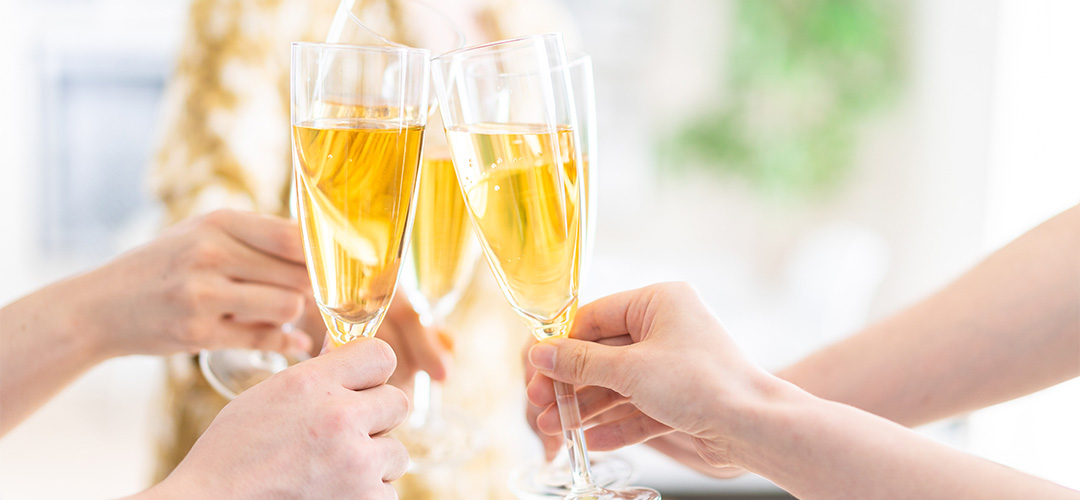 同窓会の舞台裏サムネイル画像